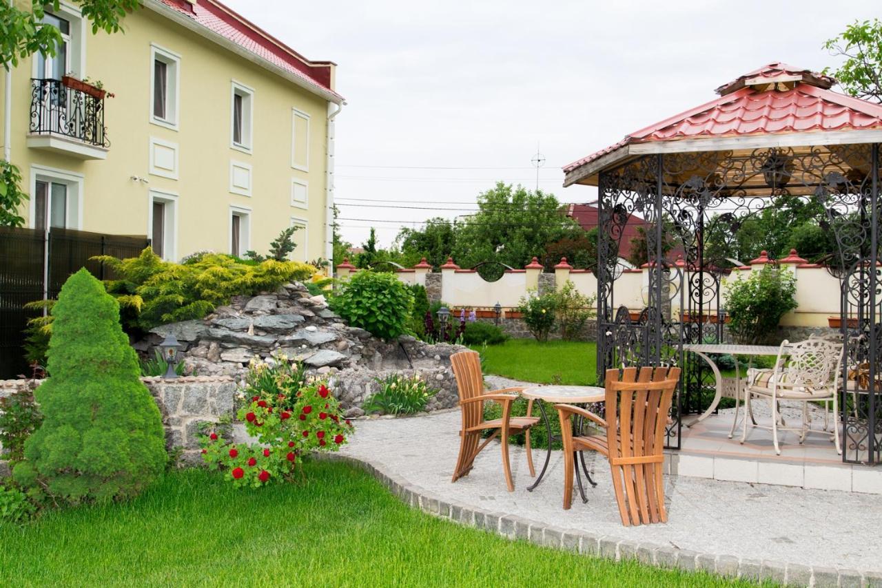 Villa Oselya Kiew Exterior foto